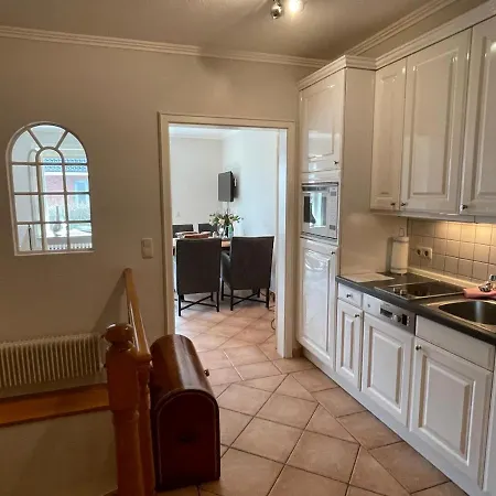 Strandvilla Strand-lodge Apartment Westerland